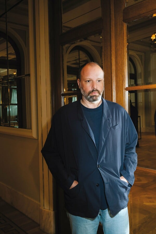 *Να γυρνάς προς το αληθινό αφού έχεις καεί από το ωραίο/ από τον Πάνο Μιχαήλ