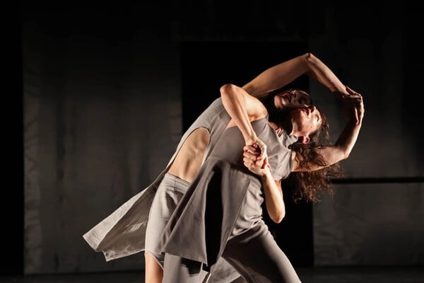 ΕΠΕΞ Η Ευαγγελία Ράντου επέστρεψε στην Κέρκυρα για να μοιραστεί την αγάπη της για τον σύγχρονο χορό