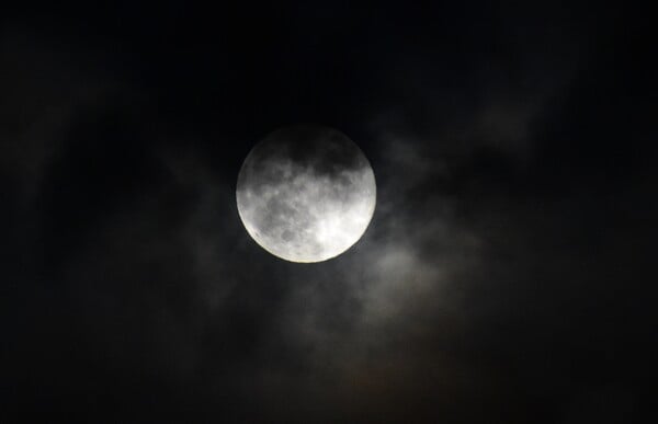 ΠΑΝΣΕΛΗΝΟΣ ΝΟΕΜΒΡΙΟΥ ΦΕΓΓΑΡΙ ΚΑΣΤΟΡΑ