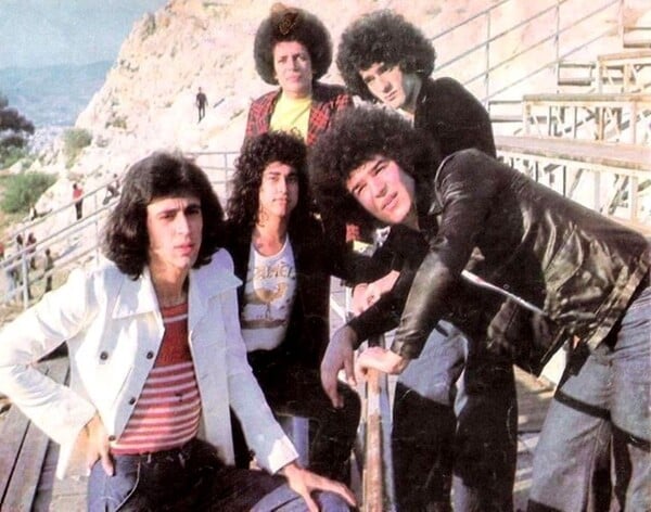 Ηλίας Ασβεστόπουλος και 2002: 50 χρόνια από το άλμπουμ «Ο Σιδερένιος Άνθρωπος»