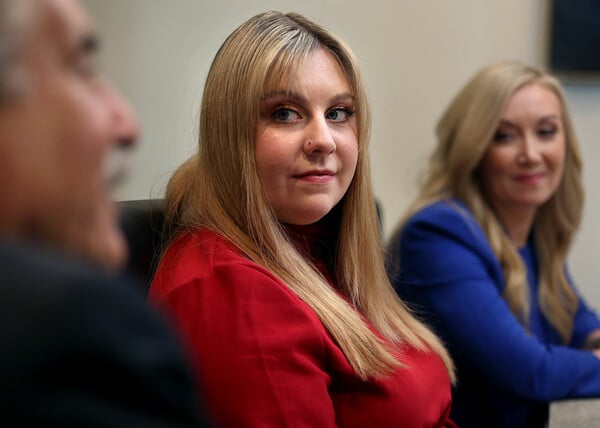 ΗΠΑ: Αποζημίωση 10 εκατ. δολαρίων στη δασκάλα που πυροβολήθηκε από 6χρονο μαθητή 