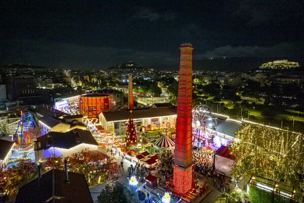 ΔΕΗ CHRISTMAS FACTORY: Κάθε χρόνο, η ίδια υπόσχεση- τα Χριστούγεννα ξεκινούν από εδώ