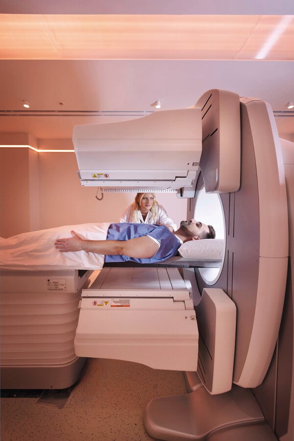 Επιστημονική αριστεία με ανθρωποκεντρική φροντίδα στο Διεθνές Ογκολογικό Κέντρο της Θεσσαλονίκης