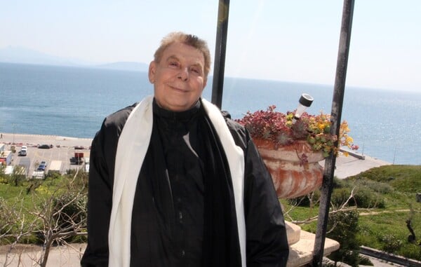 ΓΙΑΝΝΗΣ ΓΑΛΑΤΗΣ ΠΟΛΥΚΑΤΟΙΚΙΑ