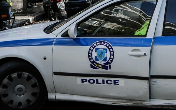 Πάτρα: Εκπαιδευτικός έδειξε σε μαθήτρια φωτογραφίες με περιεχόμενο παιδικής πορνογραφίας