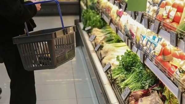 ΕΛΣΤΑΤ: Στο 2% ο πληθωρισμός τον Οκτώβριο – Ακριβότεροι καφές και κρέατα, «ανάσα» στο ελαιόλαδο