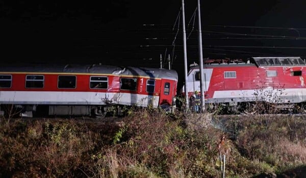 ΣΛΟΒΑΚΙΑ ΤΡΕΝΟ ΣΥΓΚΡΟΥΣΗ