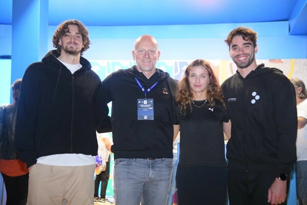 Το μεγαλύτερό βήμα τους μέχρι το επόμενο έκαναν οι δρομείς του 42ου Αυθεντικού Μαραθωνίου της Αθήνας