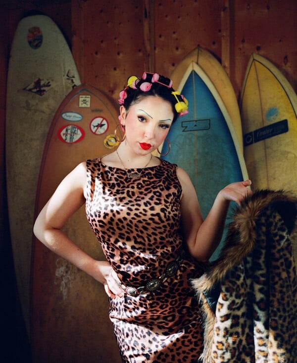  Αν δεν μπορείς να μας νικήσεις, θα μας κοιτάς/ από τον Πάνο Μιχαήλ