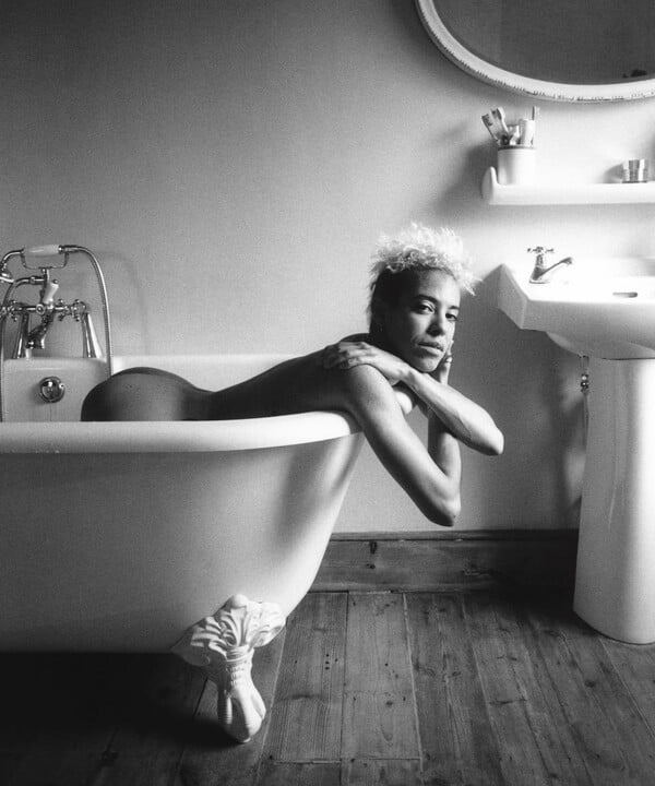  Αν δεν μπορείς να μας νικήσεις, θα μας κοιτάς/ από τον Πάνο Μιχαήλ