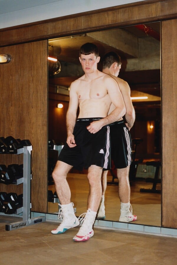  Αν δεν μπορείς να μας νικήσεις, θα μας κοιτάς/ από τον Πάνο Μιχαήλ