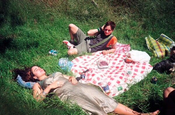  Αν δεν μπορείς να μας νικήσεις, θα μας κοιτάς/ από τον Πάνο Μιχαήλ