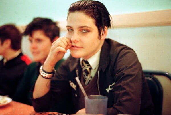  Αν δεν μπορείς να μας νικήσεις, θα μας κοιτάς/ από τον Πάνο Μιχαήλ