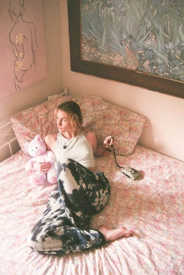  Αν δεν μπορείς να μας νικήσεις, θα μας κοιτάς/ από τον Πάνο Μιχαήλ