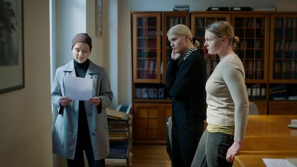 Στέφανος Τσιβόπουλος: «Ήθελα να φωτίσω ζωές που ξετυλίγονται στις αθέατες γωνιές των πόλεων μας» 