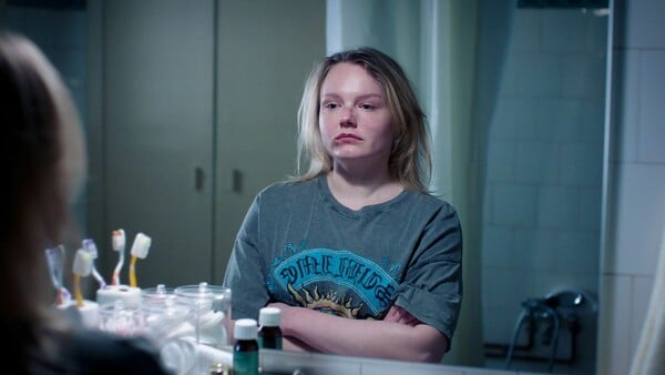 Στέφανος Τσιβόπουλος: «Ήθελα να φωτίσω ζωές που ξετυλίγονται στις αθέατες γωνιές των πόλεων μας» 