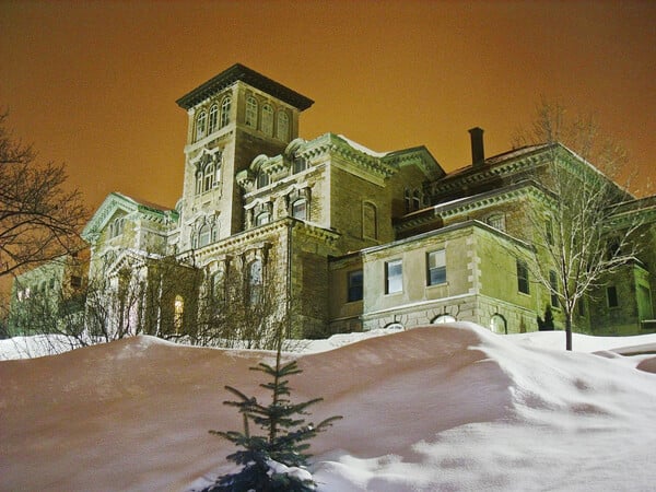 High Trip. Οι Ναζί, το LSD και η CIA