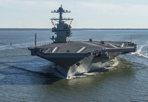 ΑΕΡΟΠΛΑΝΟΦΟΡΟ ΒΕΝΕΖΟΥΕΛΑ ΗΠΑ