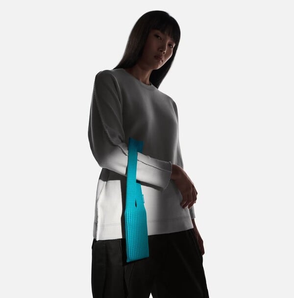 APPLE ΘΗΚΗ ΑΝΤΙΔΡΑΣΕΙΣ