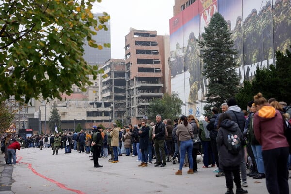 Χιλιάδες Σέρβοι διαδήλωσαν κατά του σχεδίου ανάπτυξης του Τζάρεντ Κούσνερ στο Βελιγράδι