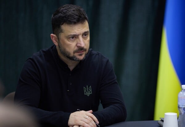 ΣΚΑΝΔΑΛΟ ΔΙΑΦΘΟΡΑΣ ΖΕΛΕΝΣΚΙ ΟΥΚΡΑΝΙΑ