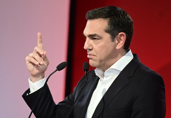 Αλέξης Τσίπρας: Ο εκδοτικός οίκος «Gutenberg» καταγγέλλει υποκλοπή αποσπασμάτων του βιβλίου «Ιθάκη»