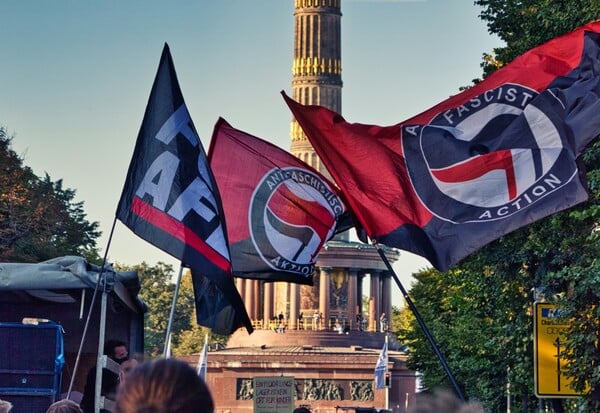 ANTIFA ΗΠΑ ΕΛΛΑΔΑ