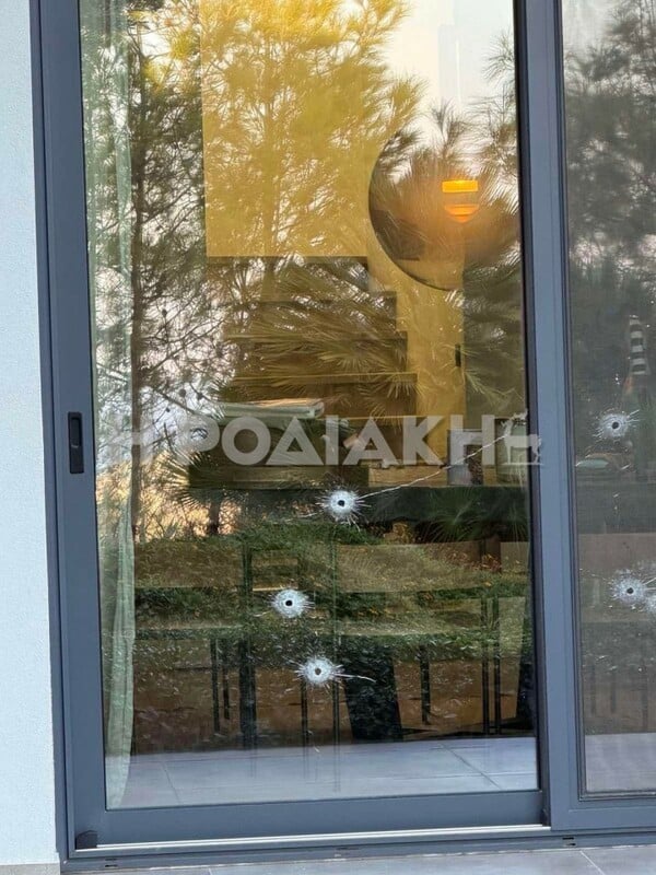Ρόδος: «Γάζωσαν» με 14 σφαίρες το σπίτι γνωστού επιχειρηματία του νησιού