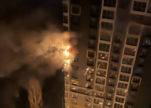 Η Ρωσία εξαπέλυσε νέα σφοδρή επίθεση στο Κίεβο - Στις φλόγες ολόκληρη η ουκρανική πρωτεύουσα