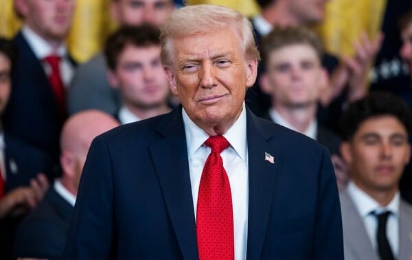 Ντόναλντ Τραμπ: «Θα τους μηνύσουμε» - Κινείται νομικά κατά του BBC παρά τη συγγνώμη του