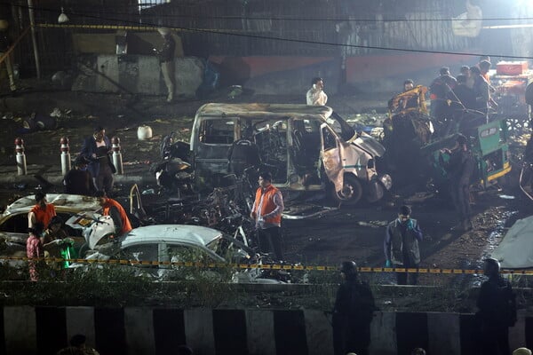 Ινδία: Μία σύλληψη για τη φονική έκρηξη αυτοκινήτου στο Δελχί 