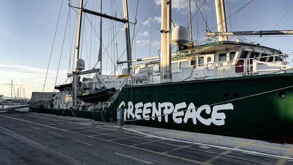 Η Greenpeace καταγγέλλει «εντατικοποίηση» εμπορίου πυρηνικών υλικών μεταξύ Γαλλίας - Ρωσίας εν μέσω πολέμου στην Ουκρανία 