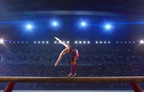 ΚΥΚΛΩΜΑ ΑΠΑΤΕΣ ΑΘΛΗΤΡΙΑ