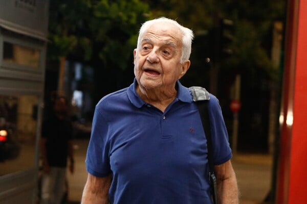 ΑΛΕΚΟΣ ΦΛΑΜΠΟΥΡΑΡΗΣ ΣΥΡΙΖΑ