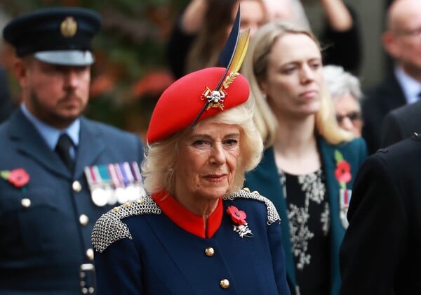 ΒΑΣΙΛΙΣΣΑ ΚΑΜΙΛΑ ΟΥΑΛΙΑ ΗΘΟΠΟΙΟΣ