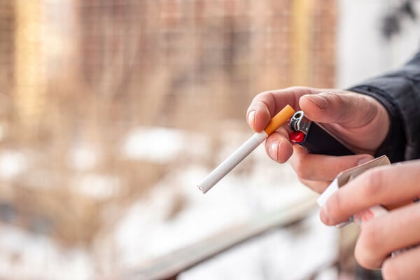 Νέα έρευνα: Ακόμα και 2 τσιγάρα την ημέρα αυξάνουν τον κίνδυνο καρδιοπάθειας κατά 50%