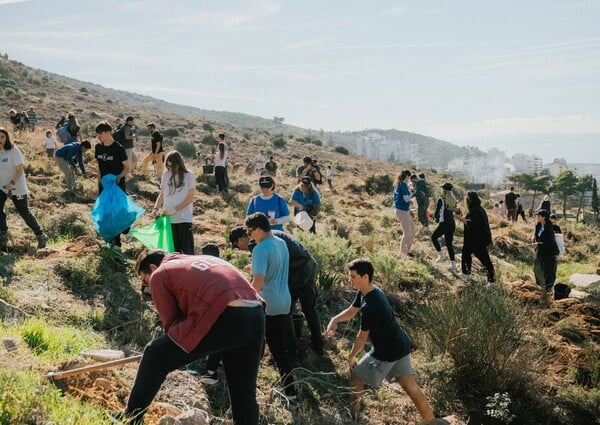 Μια καταπράσινη Κυριακή με το φυσικό μεταλλικό νερό ΒΙΚΟΣ και τη we4all