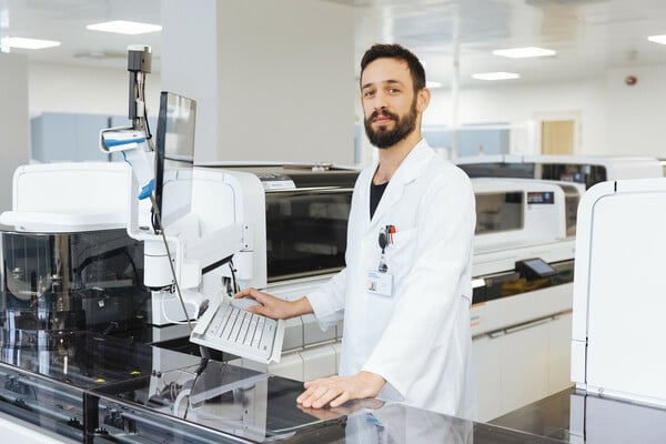 Μια ξενάγηση στο νέο Ωνάσειο, στο πρώτο πλήρως ψηφιοποιημένο νοσοκομείο της Ελλάδας