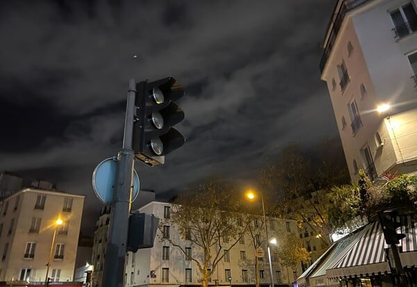 ΜΠΛΑΚ ΑΟΥΤ ΠΑΡΙΣΙ