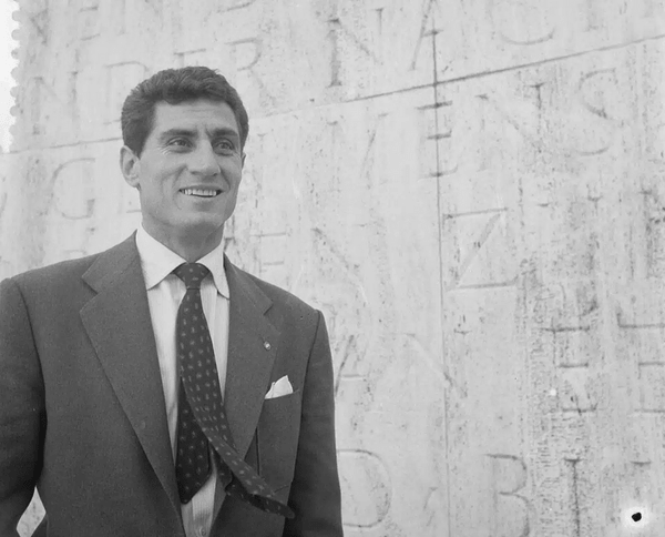 Η ζωή του Λευτέρη Αντωνιάδη, του Έλληνα θρύλου του τουρκικού ποδοσφαίρου, στο Netflix 