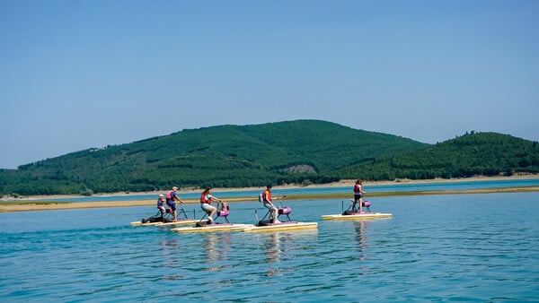 48 ώρες στη λίμνη Πλαστήρα
