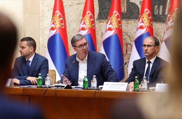 ΓΙΑ ΣΚ - Βούτσιτς για τις καταγγελίες περί «σαφάρι ελεύθερων σκοπευτών» στο Σαράγεβο: «Δεν έχω σκοτώσει κανέναν»