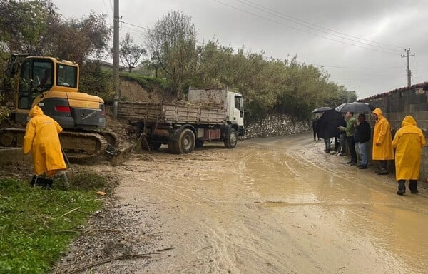 ΠΛΗΜΜΥΡΕΣ ΑΛΒΑΝΙΑ