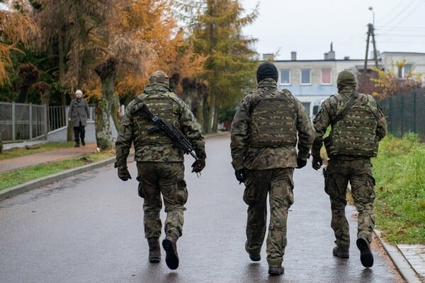 «Είναι εντελώς ντροπιαστικό» - Ουκρανοί στρατιώτες μιλούν για το σχέδιο ειρήνης των ΗΠΑ