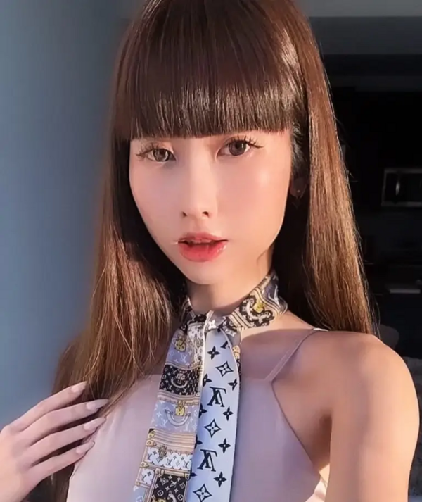 Η «βασίλισσα της απάτης» στα εστιατόρια: Χρέη 40.000$, τρώει για εκατοντάδες δολάρια και δεν ακουμπάει καν το φαγητό