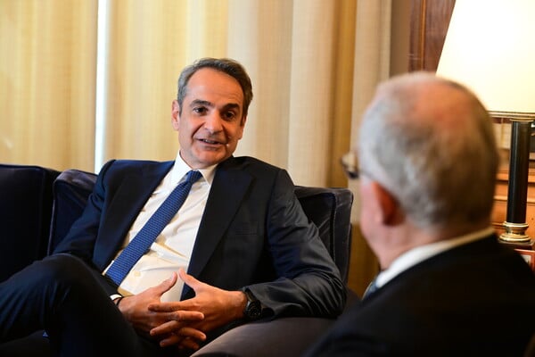 Συνάντηση Τασούλα – Μητσοτάκη στο Προεδρικό: «Η Ελλάδα από περιφερειακός παίκτης στην ενέργεια γίνεται πρωταγωνιστής»