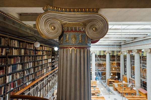 H παλιά Εθνική Βιβλιοθήκη ανοίγει ξανά τις πύλες της