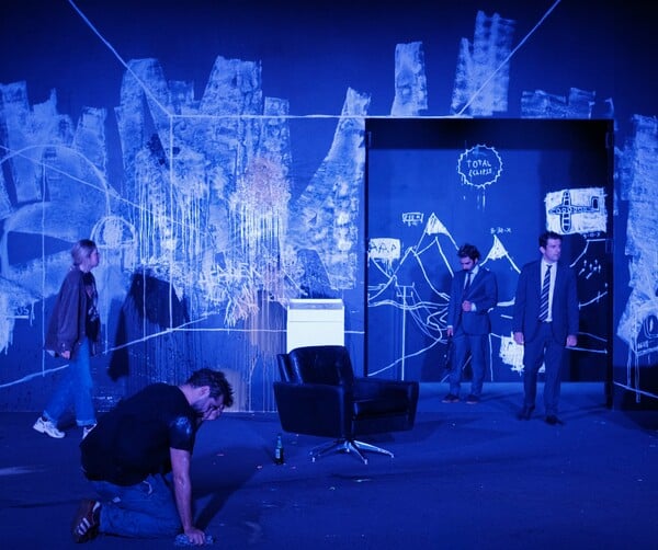 Ο εχθρός του λαού