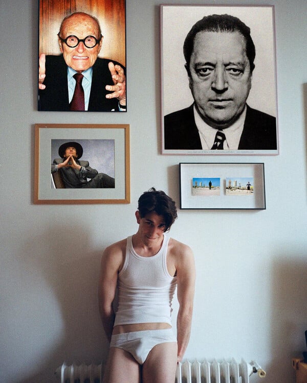 Όταν ο κόσμος καίγεται πιο γρήγορα από εμάς/ από τον Πάνο Μιχαήλ