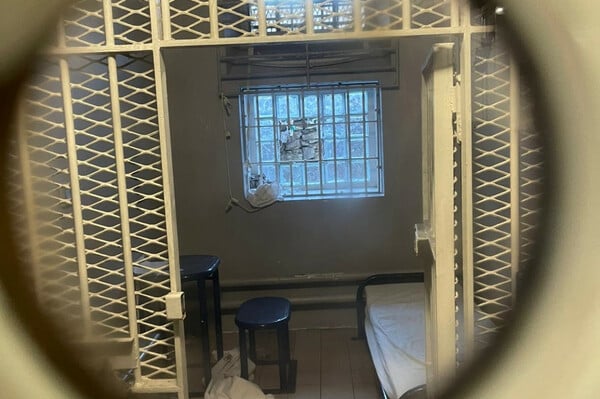 Κρατούμενοι έλαβαν λάμες από drone και απέδρασαν από το φυλακή στη Γαλλία